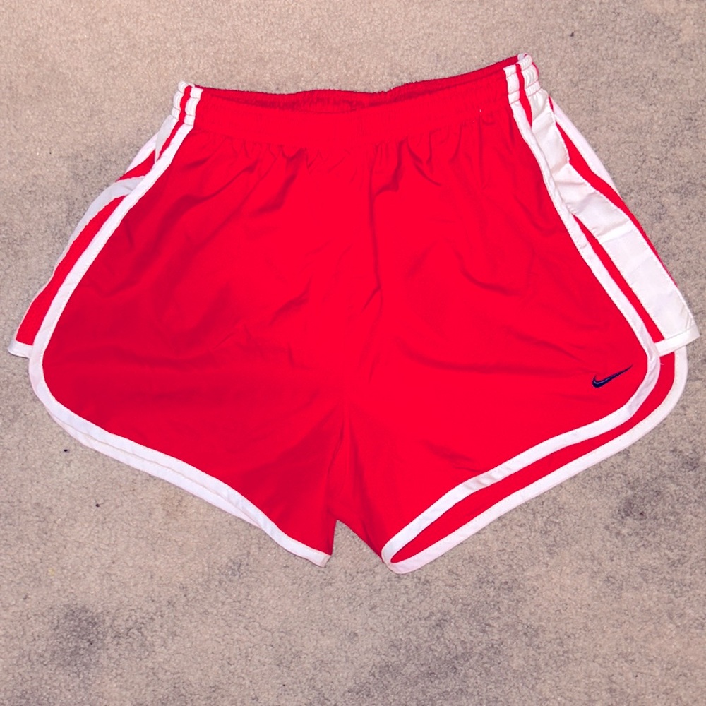 Nike FitDry kids size XS. Red, white accents, EUC, no visible wear or tear.